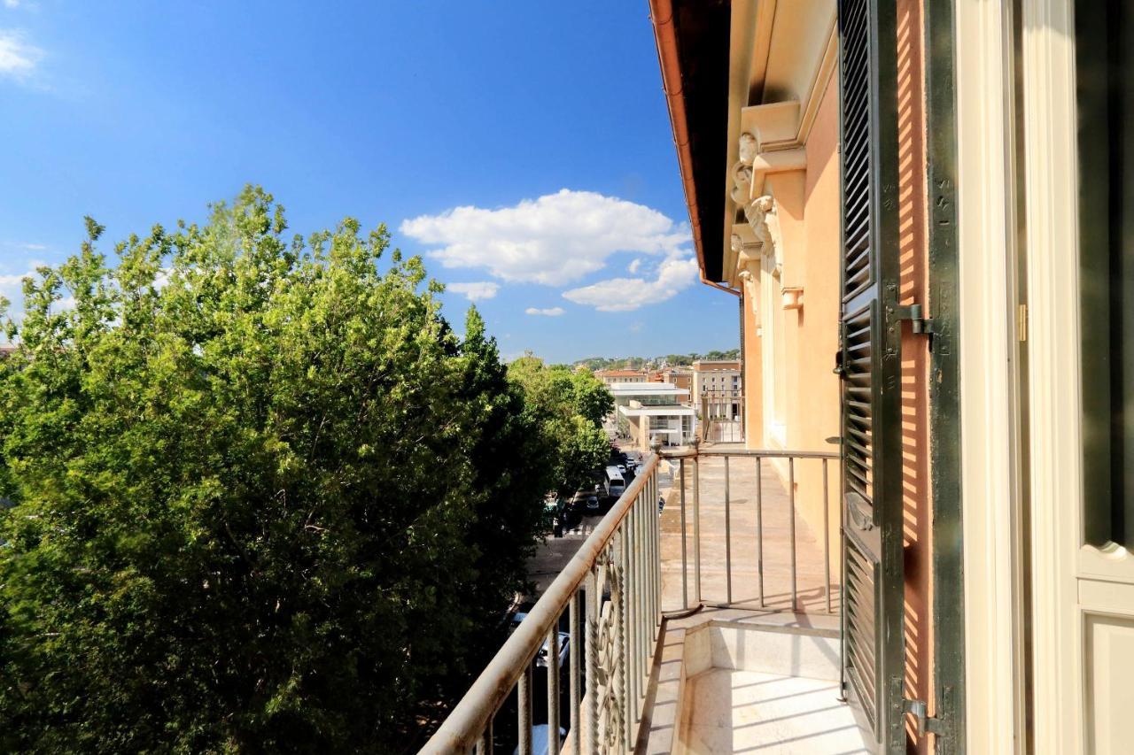 Fontana Piu Stella Apartment Rome Bagian luar foto